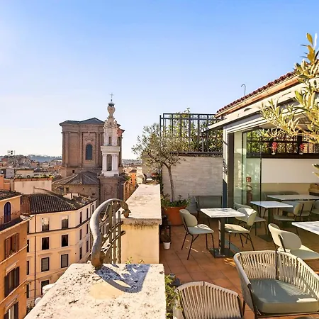 Smart At Spanish Steps بيت ضيافة