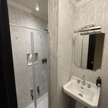 Smart At Spanish Steps Gasthof 4*