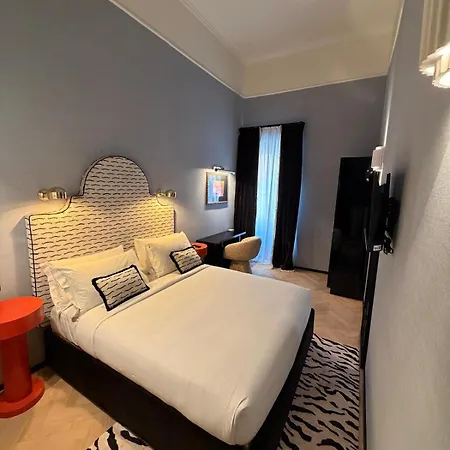Smart At Spanish Steps 4* Rom