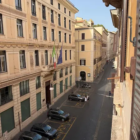 Pensjonat Smart At Spanish Steps Rzym
